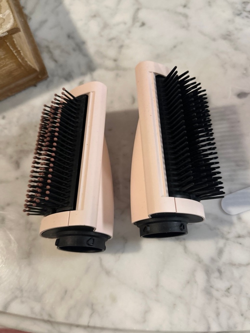 Dyson smoothing brushes